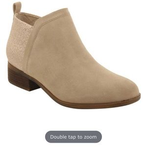 Toms Deia Oxford tan suede booties